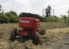 Nacelle télescopique Manitou 18 mètres vue sur sols irréguliers